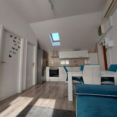 Apartman Nelly Сплит Екстериор снимка